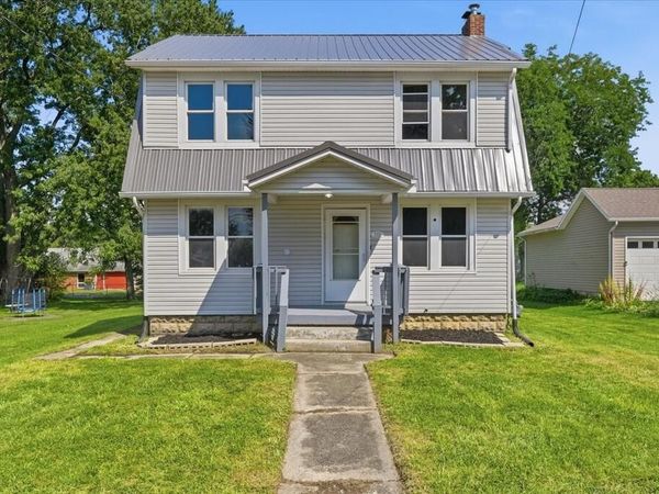 515 S Seltzer Street, Crestline, OH 44827