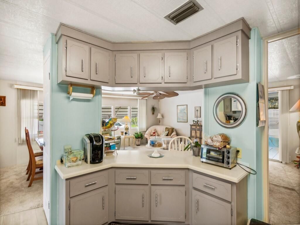 293 NE Moonstone Drive, Jensen Beach, FL 34957 Photo