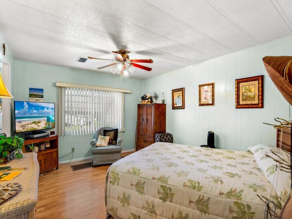 293 NE Moonstone Drive, Jensen Beach, FL 34957 Photo