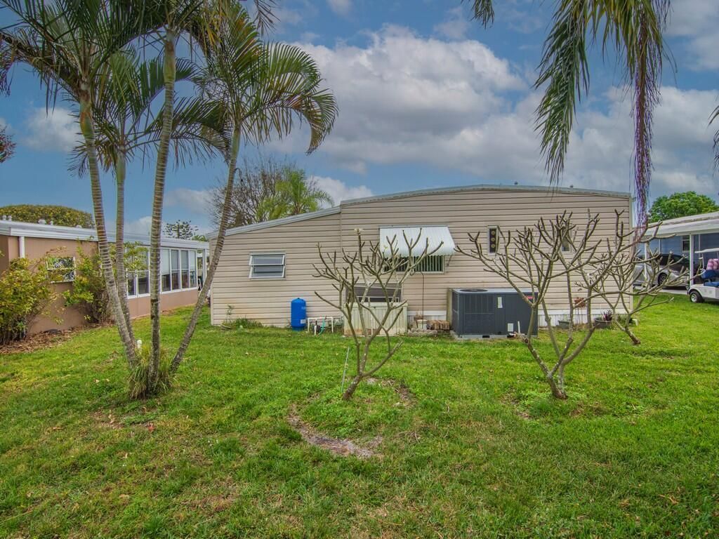 293 NE Moonstone Drive, Jensen Beach, FL 34957 Photo