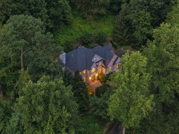 189 Western Ave, Morris, NJ 07960