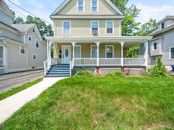 26 Hillside Ave, Chatham, NJ 07928