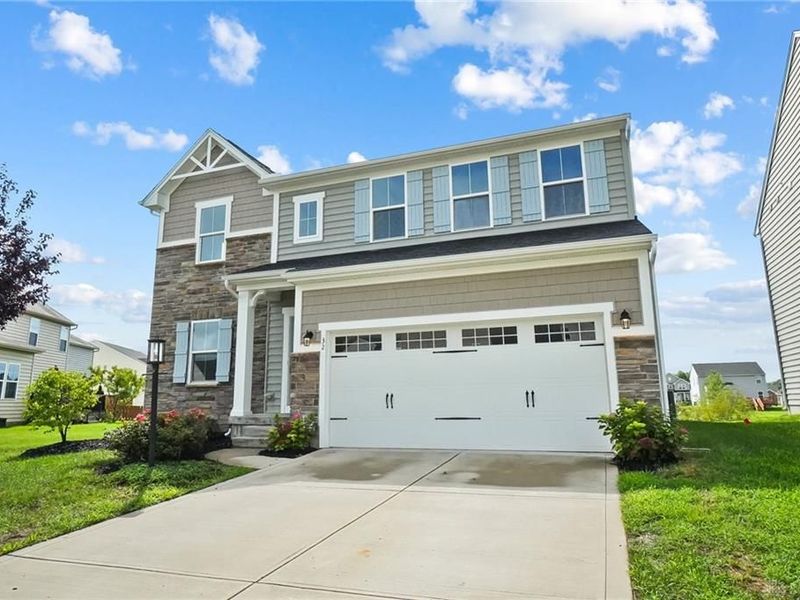 32 Waterford Boulevard, Fairborn, OH 45324 Photo 3
