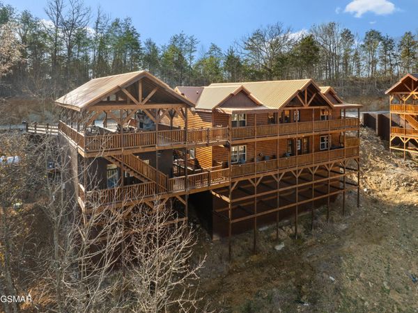 2634 Jerusalem Way , Sevierville, TN 37876