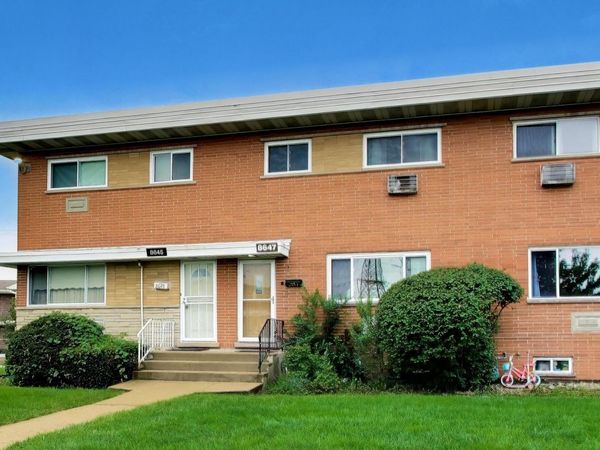 8647 Gregory Lane , Des Plaines, IL 60016