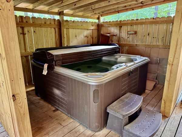 357 BELLE TERRE Drive, Hot Springs, AR 71913