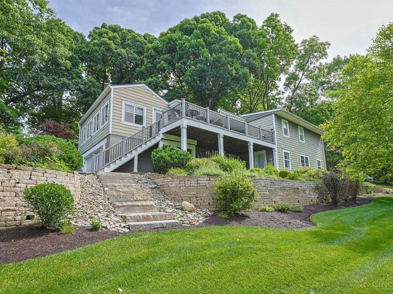 211 Hilltop Lane, Wyoming, OH 45215 Photo 47