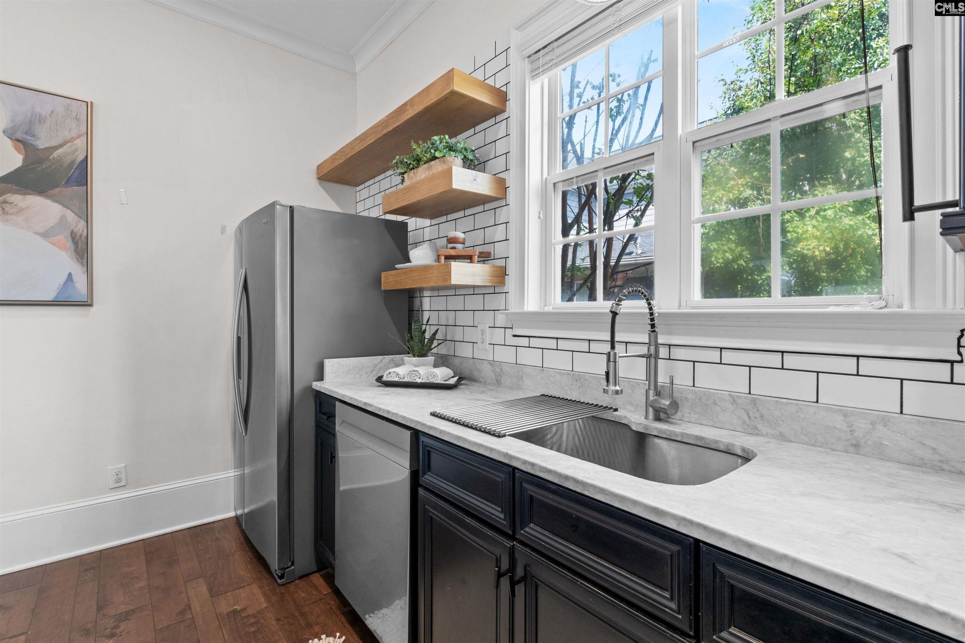227 Baysdale Drive  Photo 5