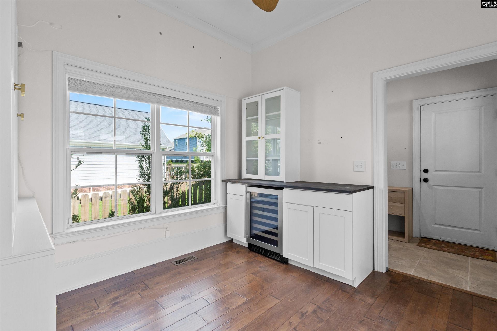 227 Baysdale Drive  Photo 8