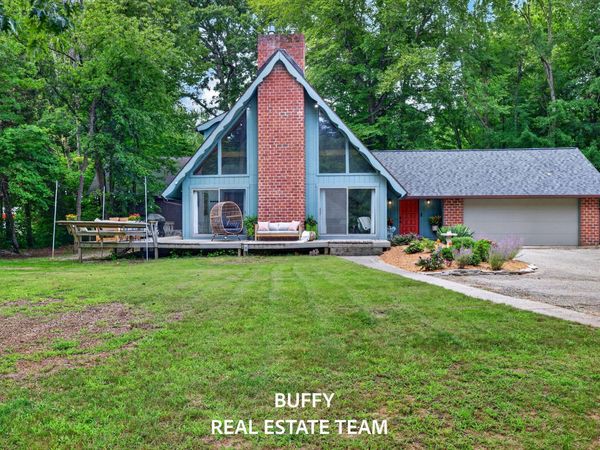 2200 Trillium Lane, Grand Rapids, MI 49534