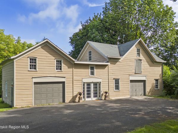242 Main Street, Germantown, NY 12526