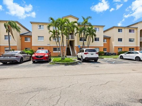 3610 N 56th Ave , Unit 219, Hollywood, FL 33021