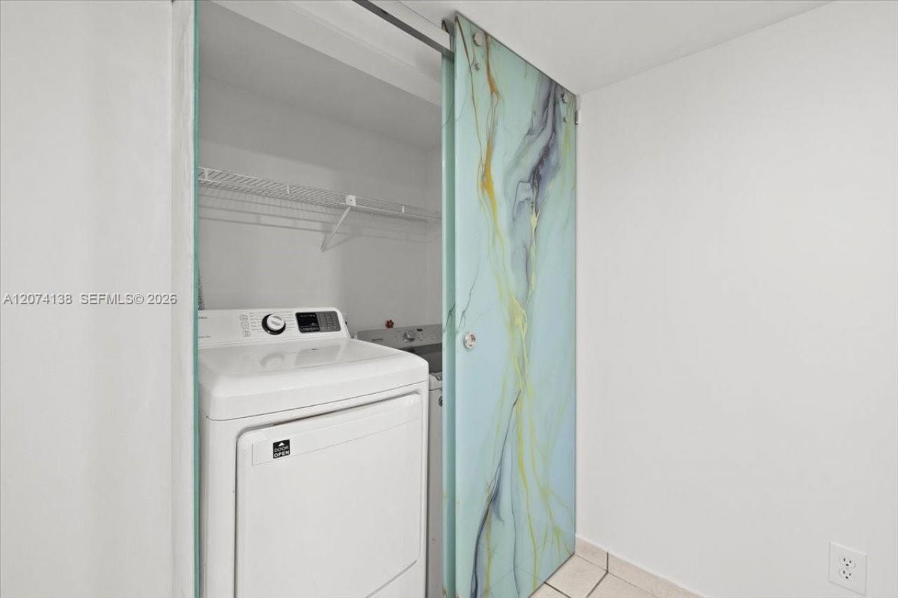 3610 N 56th Ave , Unit 219, Hollywood, FL 33021 Photo