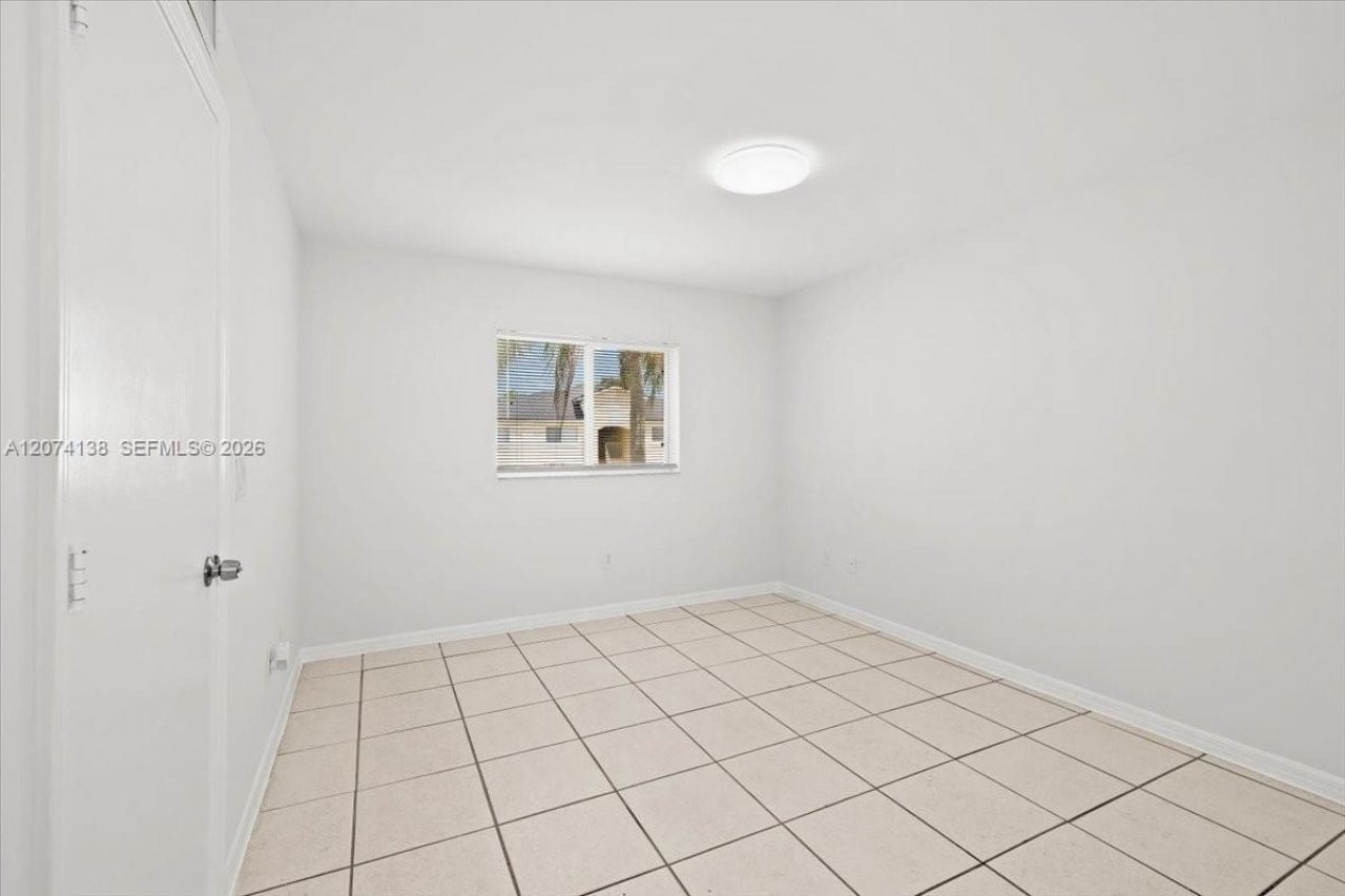 3610 N 56th Ave , Unit 219, Hollywood, FL 33021 Photo