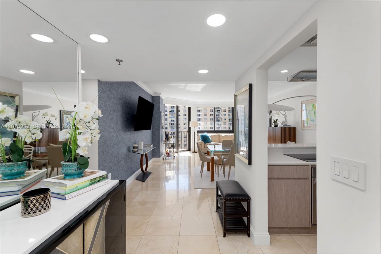 520 Brickell Key Dr , Unit A1207, Miami, FL 33131 Photo