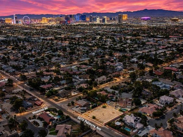 5675 Palmyra Avenue , Las Vegas, NV 89146
