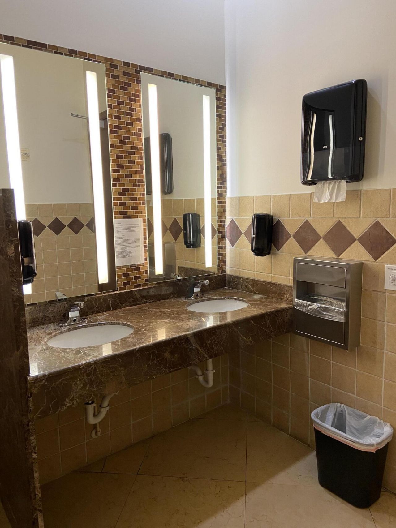 616 Clearwater Park Road, Unit 207, West Palm Beach, FL 33401 Photo