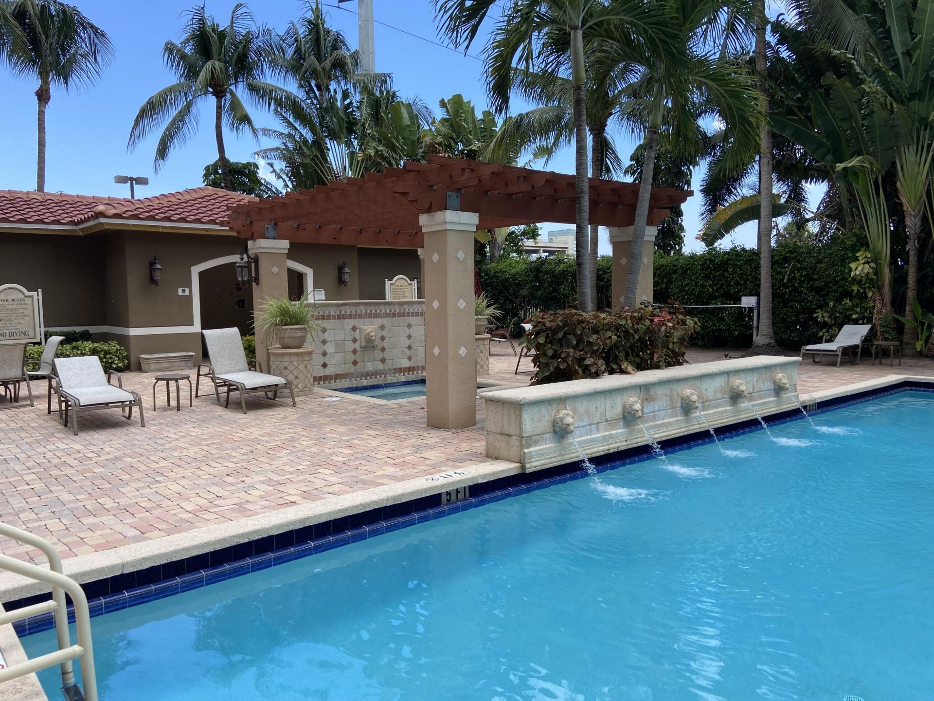 616 Clearwater Park Road, Unit 207, West Palm Beach, FL 33401 Photo