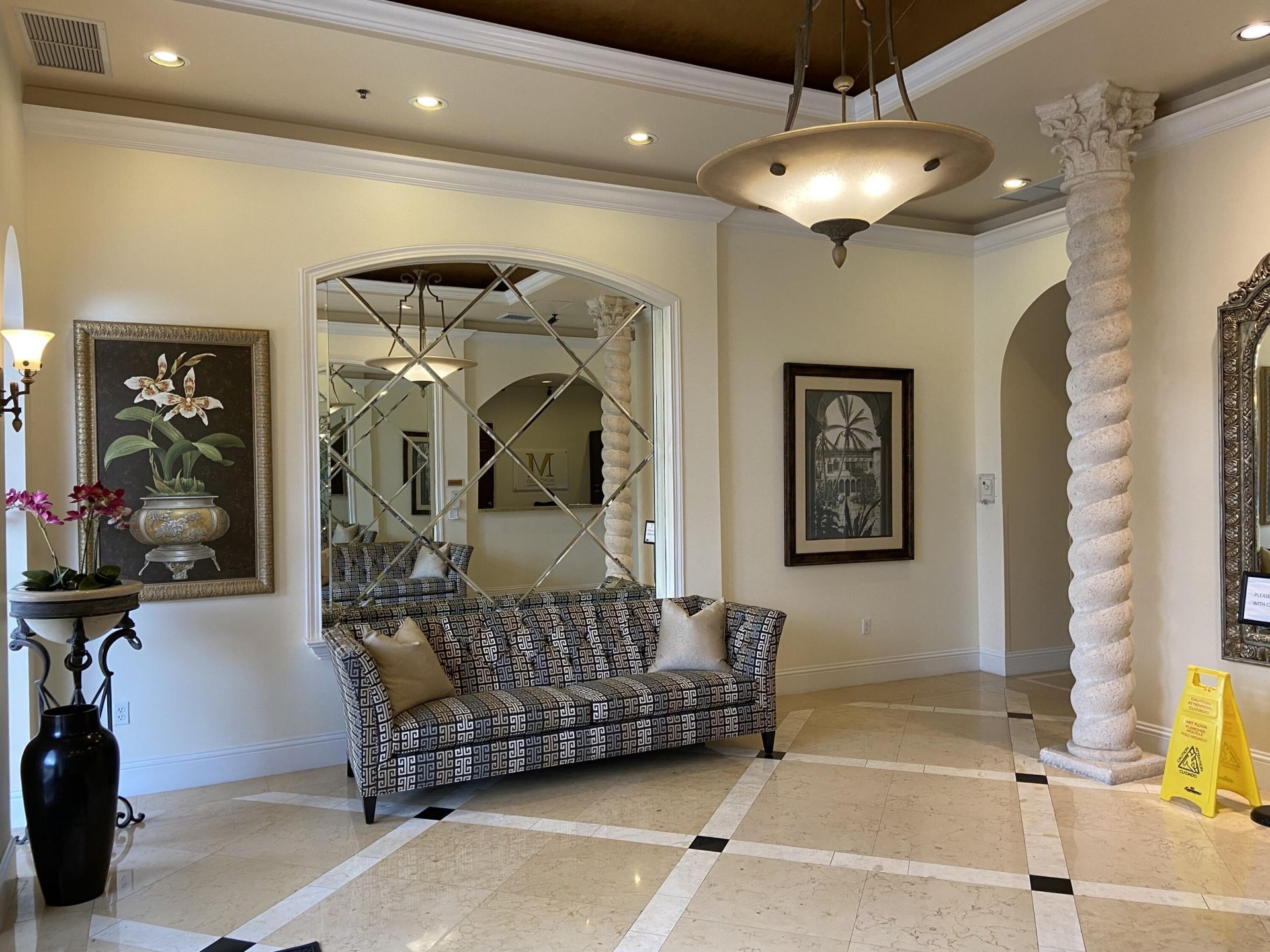 616 Clearwater Park Road, Unit 207, West Palm Beach, FL 33401 Photo
