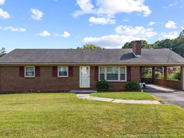 64 Irma Drive, Lynchburg, VA 24502