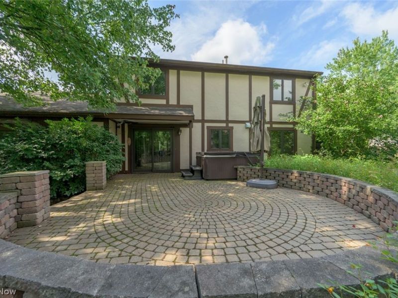124 Saddle Ridge Circle SE, Warren, OH 44484 Photo 11