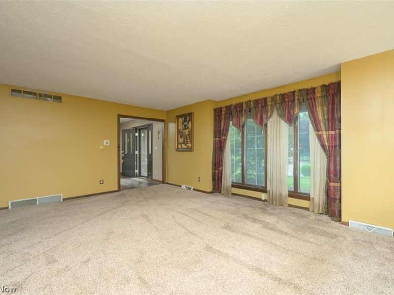 124 Saddle Ridge Circle SE, Warren, OH 44484 Photo 19