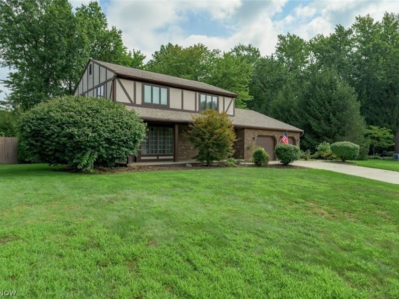 124 Saddle Ridge Circle SE, Warren, OH 44484 Photo 4