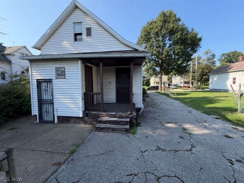 6700 Hosmer Avenue, Cleveland, OH 44105 Photo 27