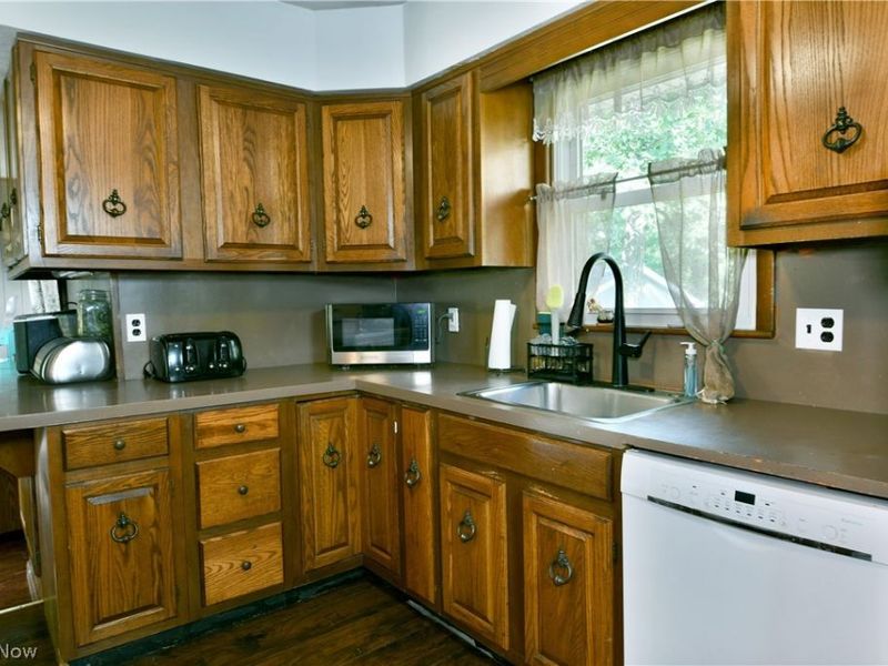 3557 Valacamp Avenue SE, Warren, OH 44484 Photo 10