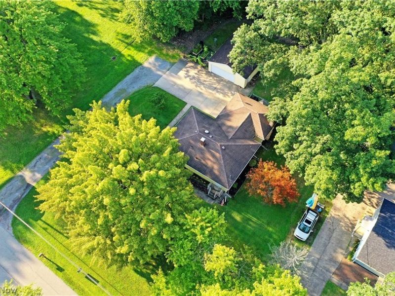 3557 Valacamp Avenue SE, Warren, OH 44484 Photo 2