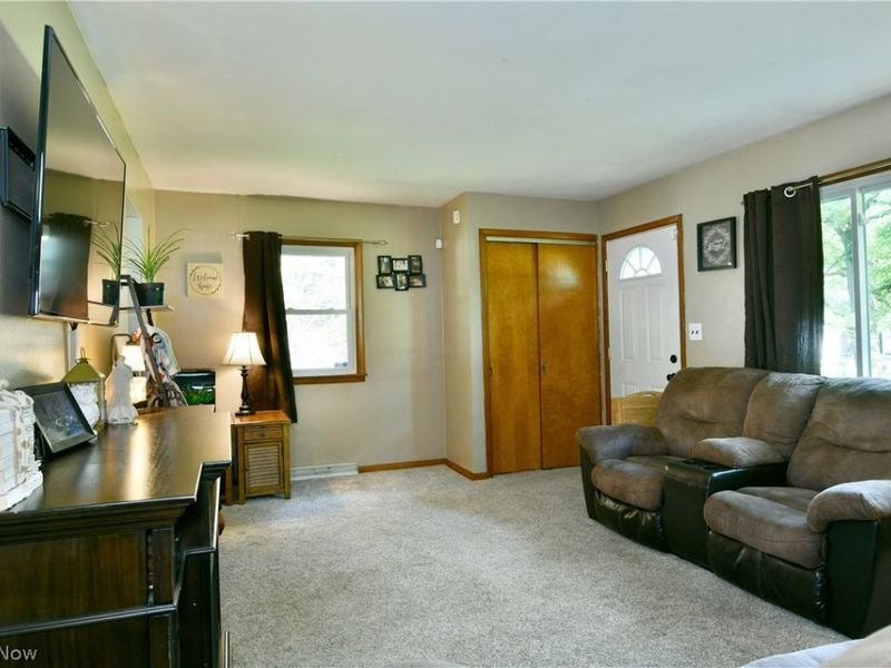 3557 Valacamp Avenue SE, Warren, OH 44484 Photo 5