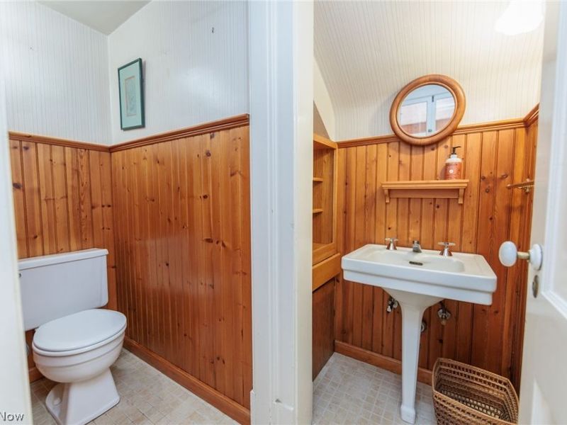 2608 Hampshire Road , Cleveland Heights, OH 44106 Photo 14