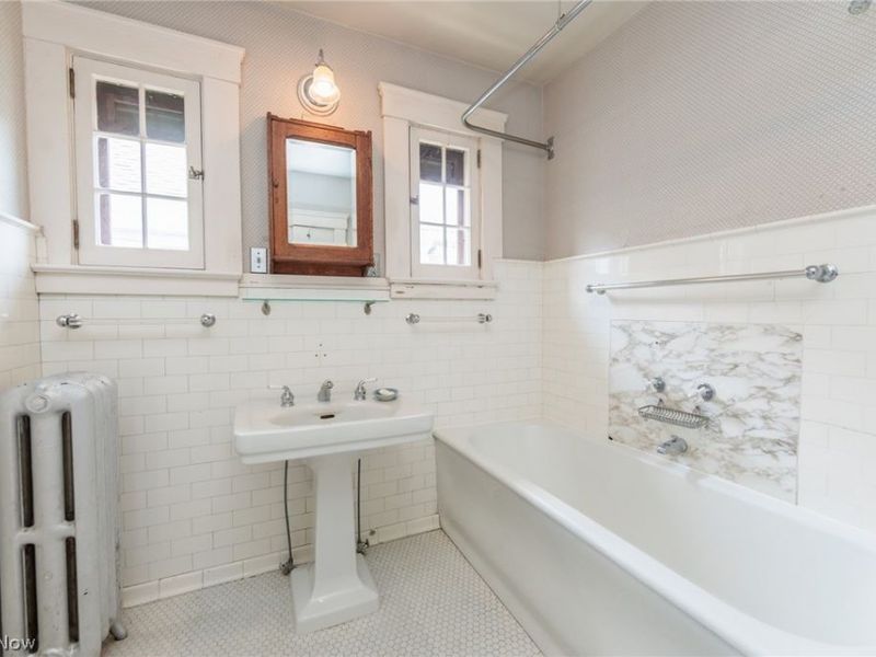 2608 Hampshire Road , Cleveland Heights, OH 44106 Photo 19