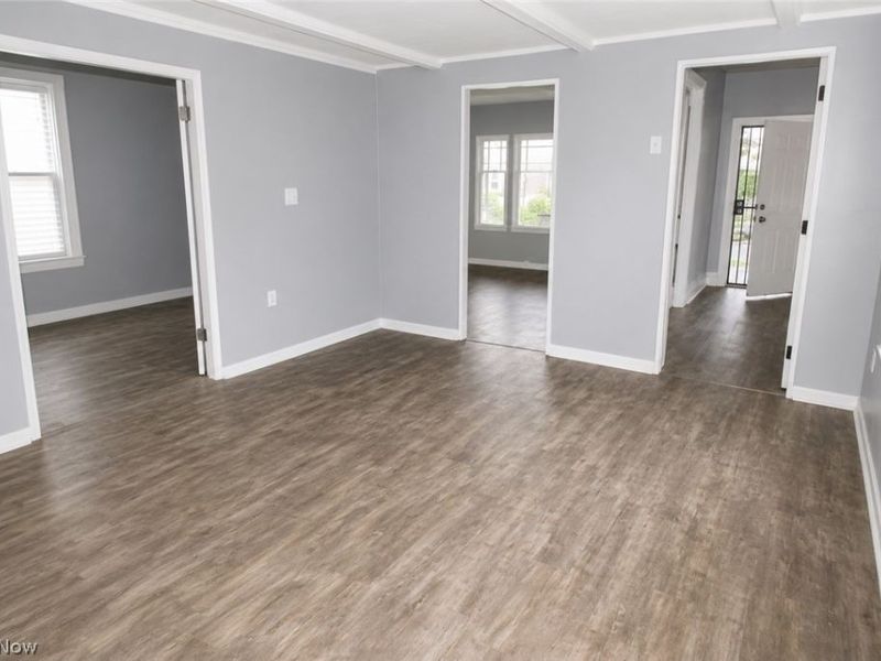 1820 Holmden Avenue , Cleveland, OH 44109 Photo 13