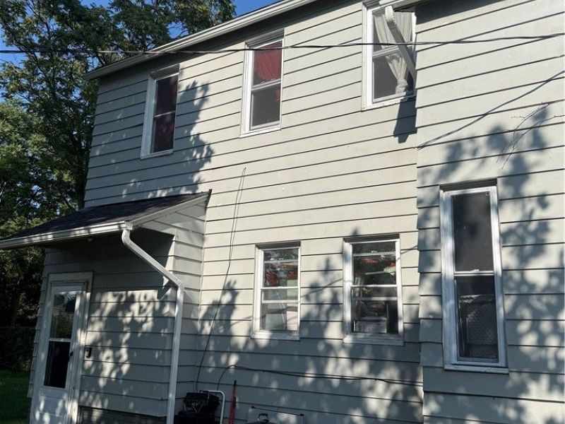 1820 Holmden Avenue , Cleveland, OH 44109 Photo 20