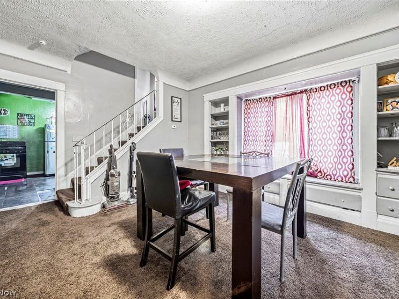 9911 North Boulevard , Cleveland, OH 44108 Photo 20