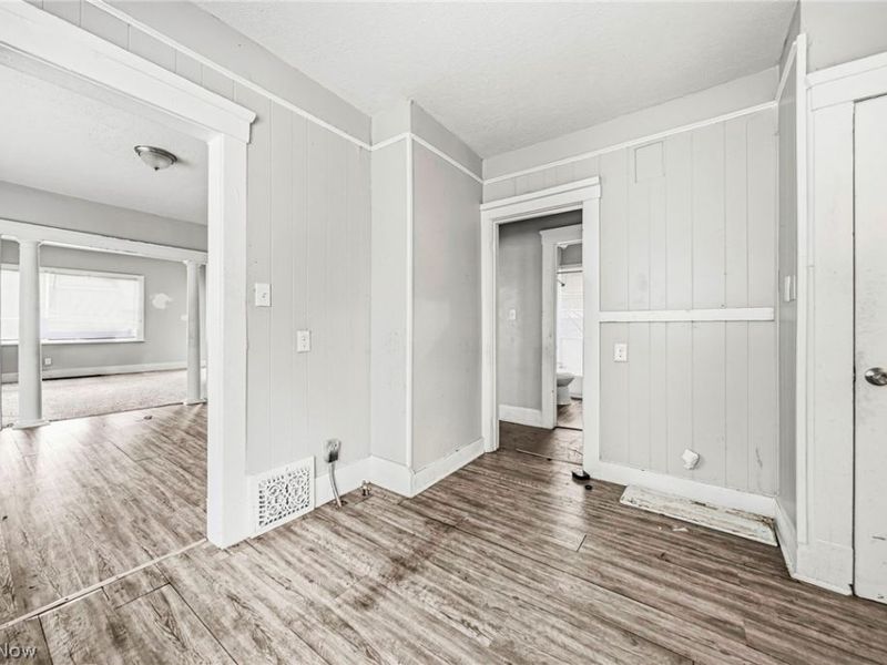 9501 Pierpont Avenue , Cleveland, OH 44108 Photo 26
