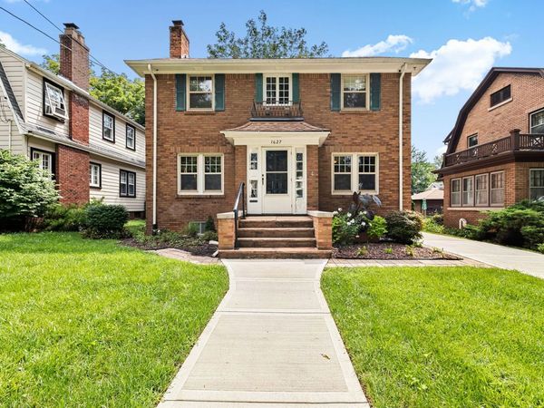 1627 Jackson Street , Rockford, IL 61107