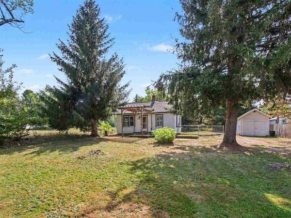 4258 Wood Street, Boyne City, MI 49712