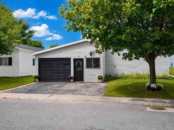 6685 M66, Unit 126, Charlevoix, MI 49720