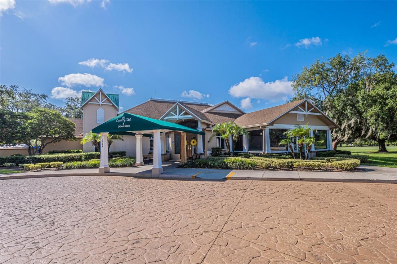7004 Pine Hollow Drive, Mount Dora, FL 32757 Photo