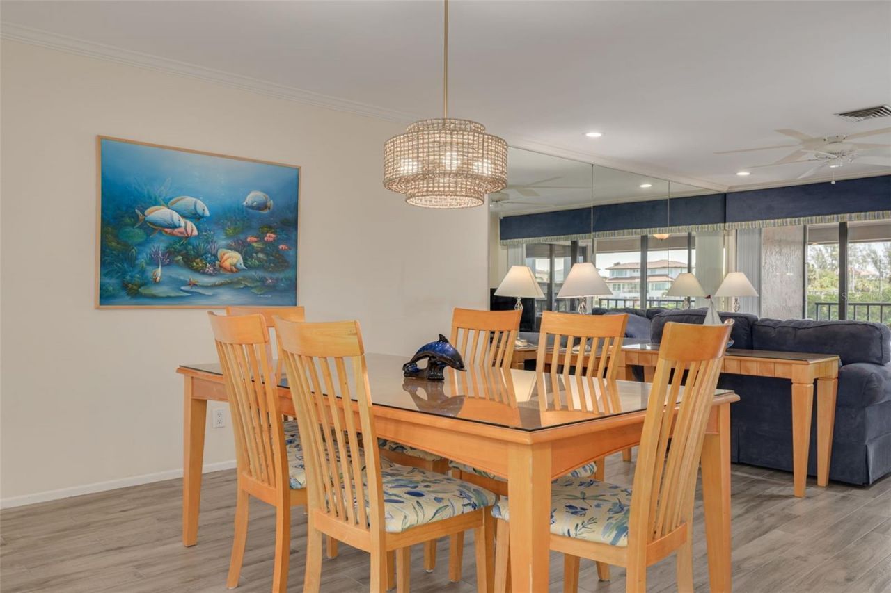 4780 Brittany Drive S, Unit 114, Saint Petersburg, FL 33715 Photo