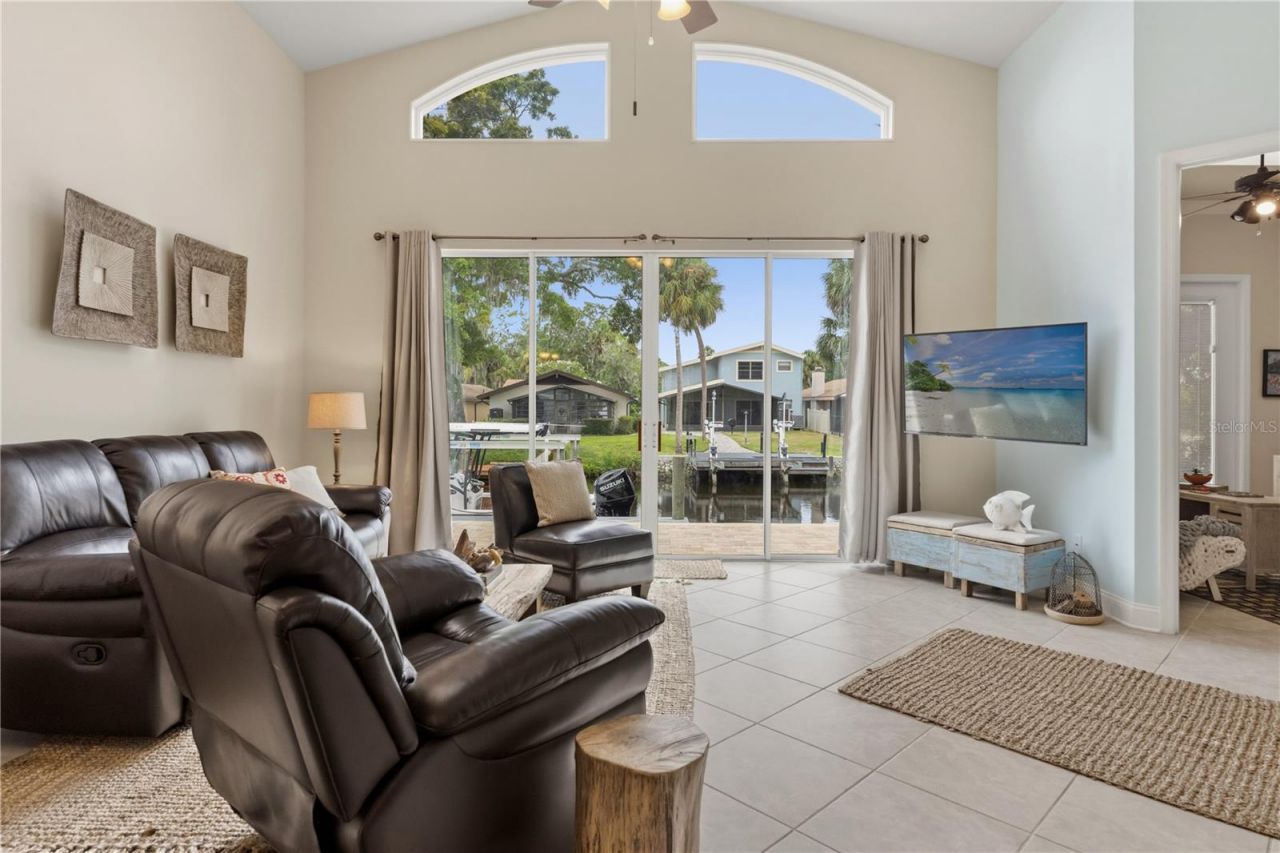5158 S Riverview Circle , Homosassa, FL 34448 Photo