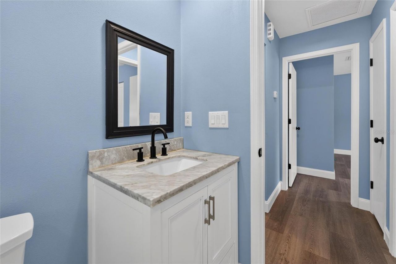4317 Trout Drive Se, Saint Petersburg, FL 33705 Photo