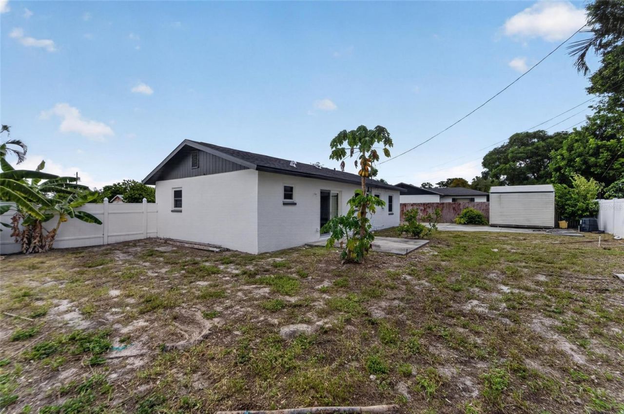 4317 Trout Drive Se, Saint Petersburg, FL 33705 Photo