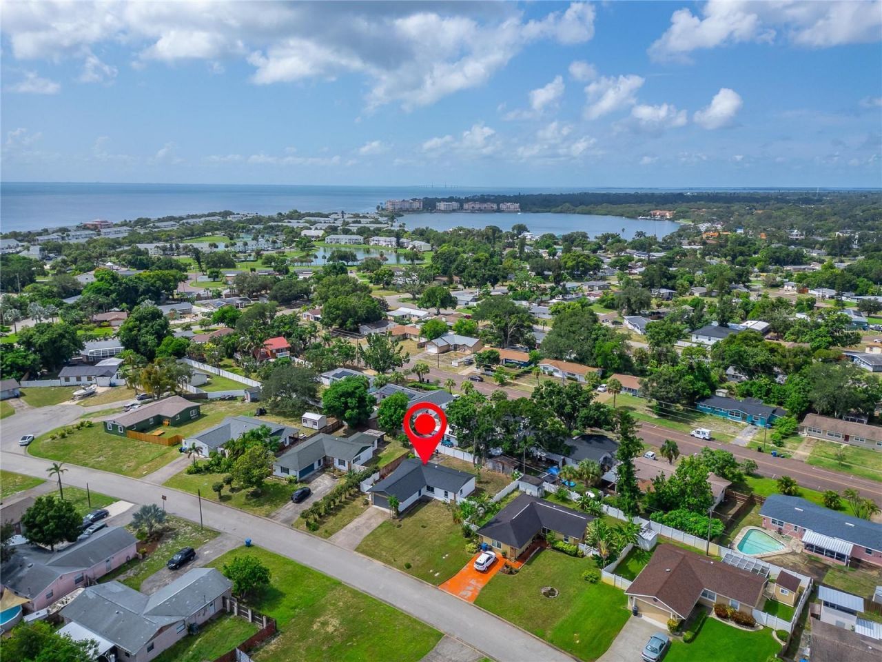 4317 Trout Drive Se, Saint Petersburg, FL 33705 Photo