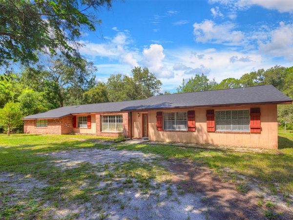 2142 SARAGOSSA AVENUE , DELAND, FL 32724