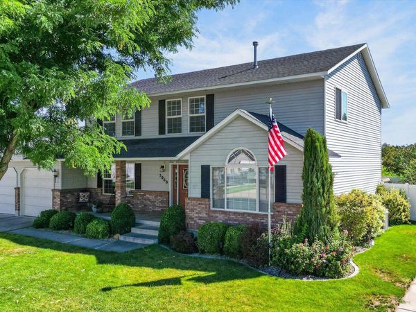 5060 Constitution Ave, Chubbuck, ID 83202