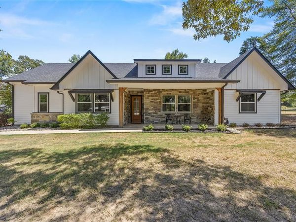 222 Rs County Road 4269, Emory, TX 75440