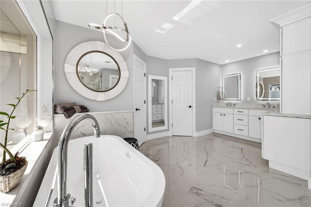 1276 Treasure Ct, Marco Island, FL 34145 Photo